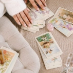 Игровой автомат Madame Destiny Megaways с мистической тематикой