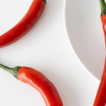 Интерфейс слота Chilli Heat Megaways с барабанами и символами